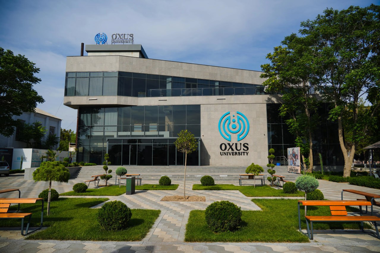 OXUS Universiteti